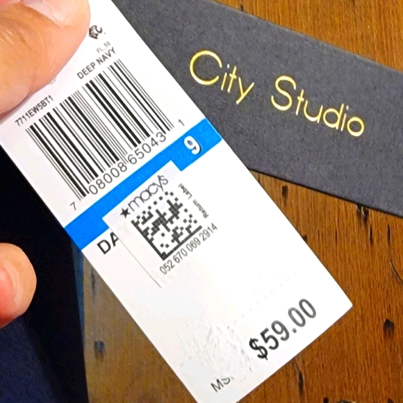 Navy Lace Detail Cocktail Dress Size 9 Juniors - Picture 4 of 4